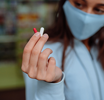 COVID-19 capsule antivirals