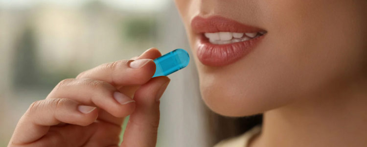 nutra-vitamins-supplements-woman-health